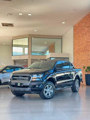 FORD RANGER 2.2 XLS 4X4 CD 16V DIESEL 4P AUTOMÁTICO FORD RANGER 2.2 XLS 4X4 CD 16V DIESEL 4P AUTOMÁTICO